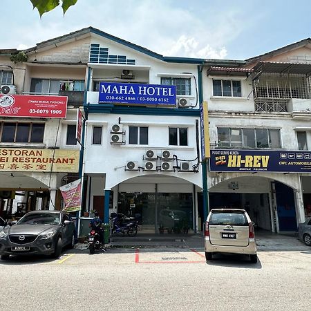 Maha Hotel Puchong Buitenkant foto